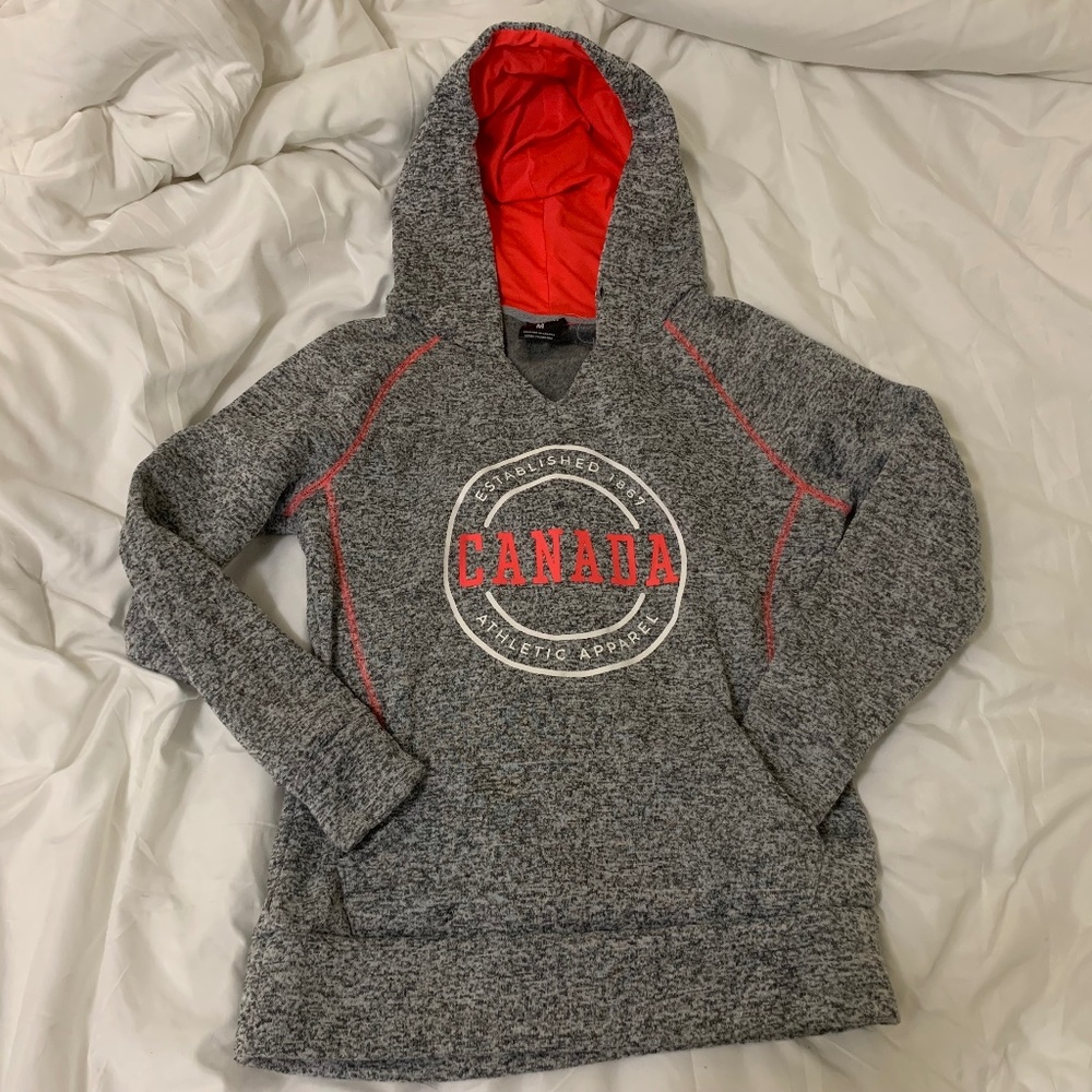 Women’s Canada hoodie